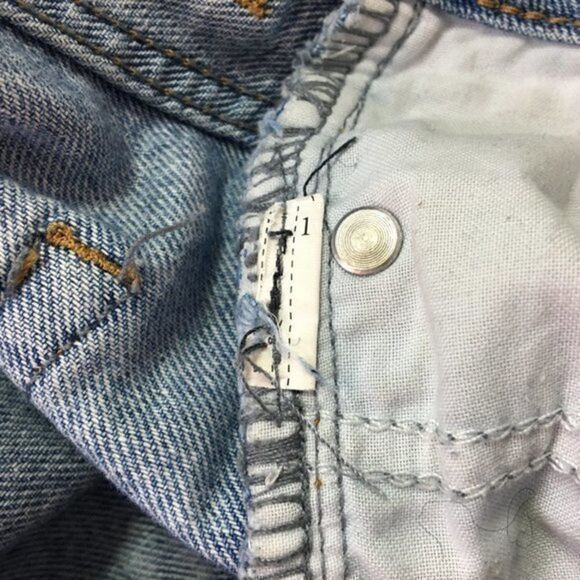 Forever 21 Jeans Blue Denim Women’s Size 28 Mid Rise Cropped Ankle 30x26.5 - Picture 4 of 8